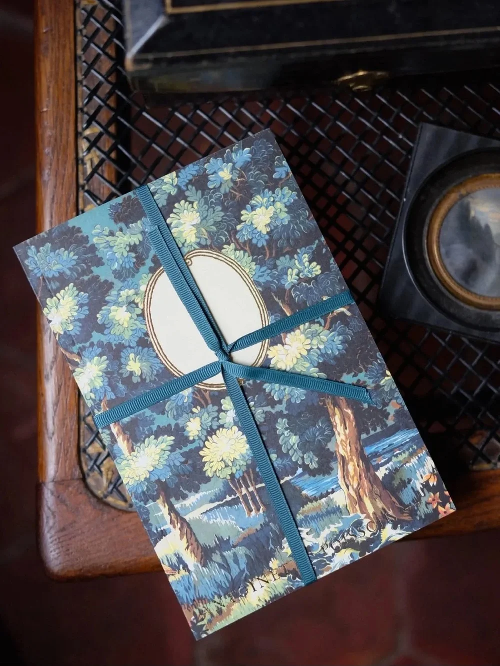 NWT Antoinette Poisson Joli Bois French Domino Paper Notebook Made in France